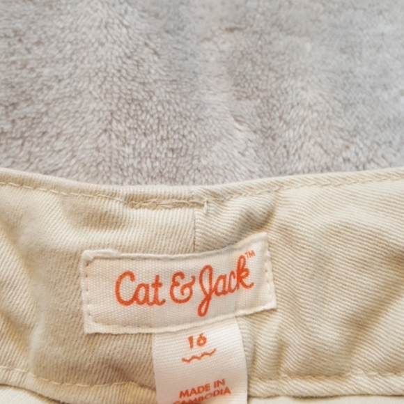 NWOT. Girls Cat & Jack tan kacki pants. Boot cut. - Picture 4 of 7